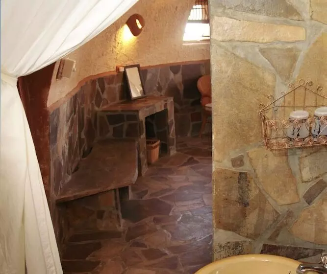 هتل Rostock Ritz Desert Lodge