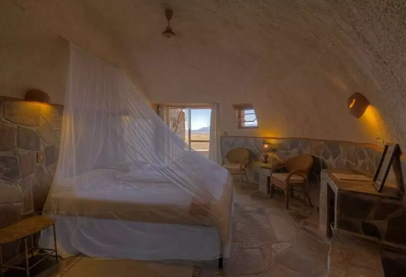 هتل Rostock Ritz Desert Lodge