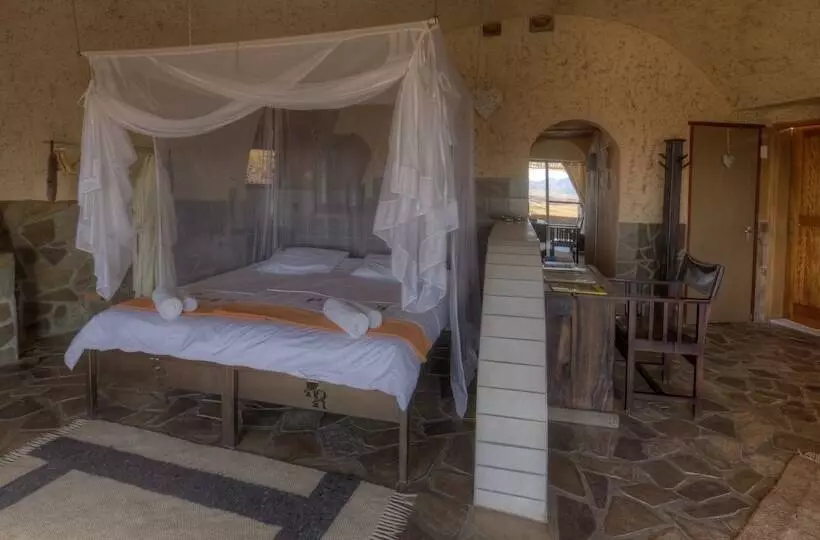 هتل Rostock Ritz Desert Lodge