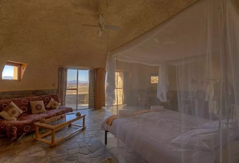 هتل Rostock Ritz Desert Lodge