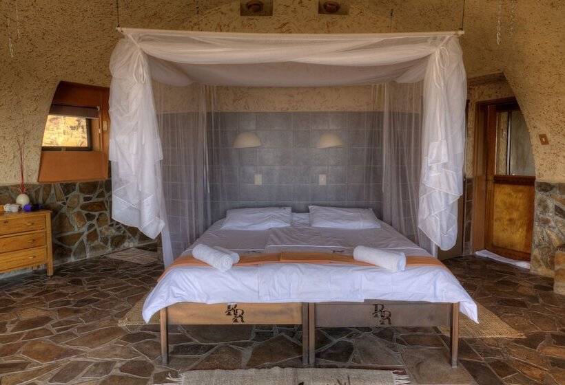 هتل Rostock Ritz Desert Lodge