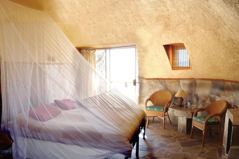 هتل Rostock Ritz Desert Lodge