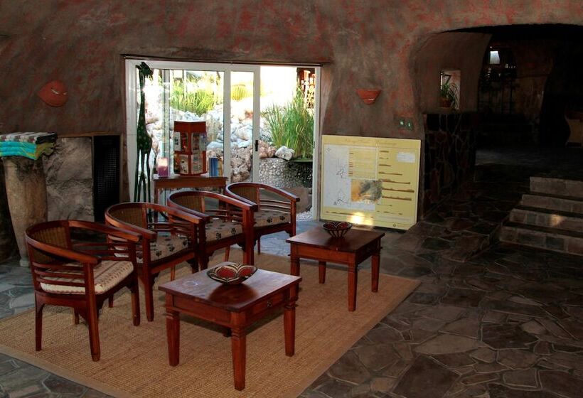 هتل Rostock Ritz Desert Lodge