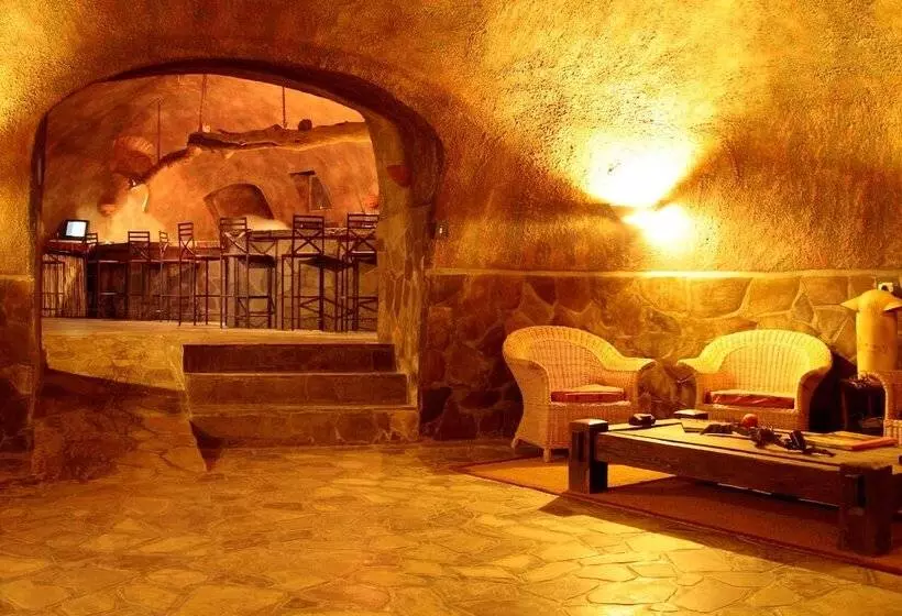 هتل Rostock Ritz Desert Lodge