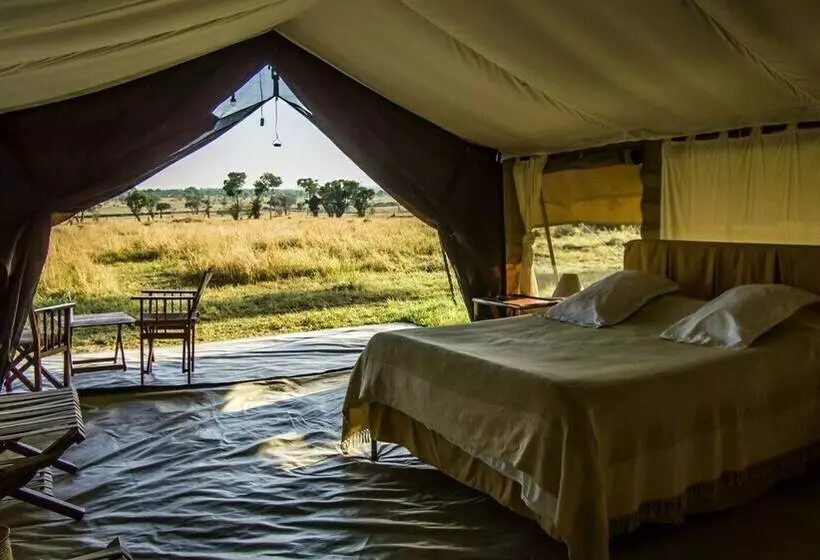 هتل Serengeti Savannah Camps
