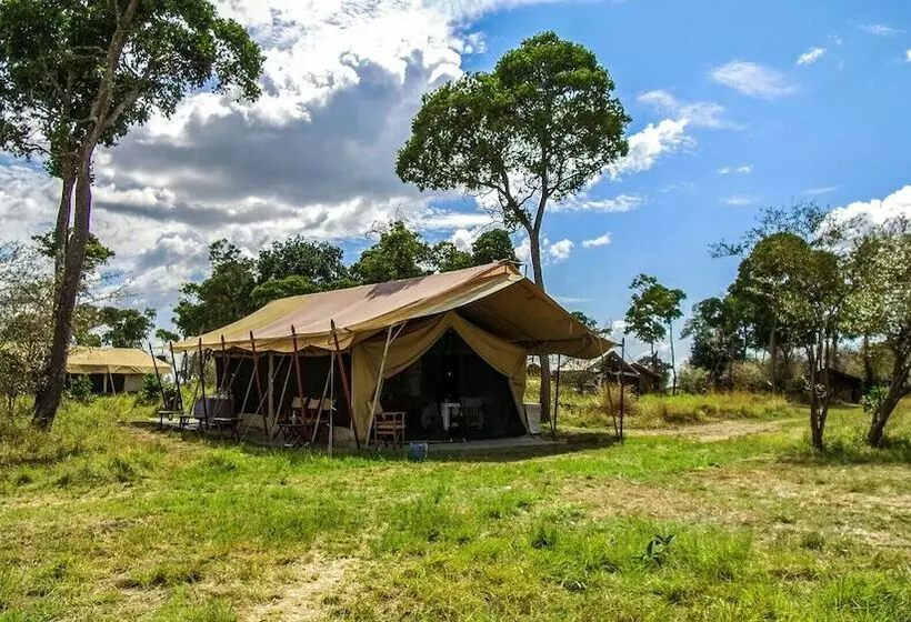 هتل Serengeti Savannah Camps