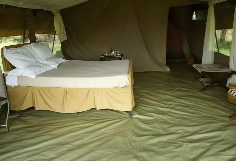 هتل Serengeti Savannah Camps