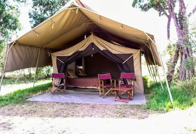 هتل Serengeti Savannah Camps