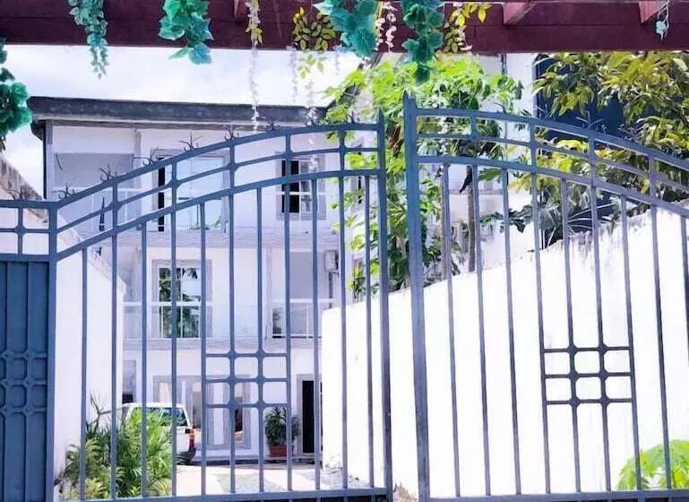 Residence Hoteliere Flana B