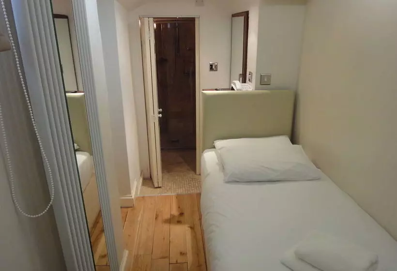 Dylan Apartments Earls Court