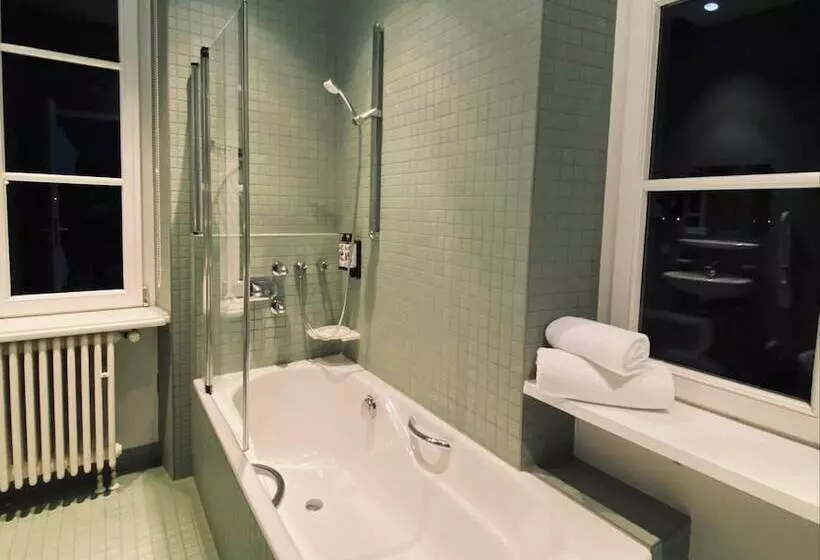 هتل Hôtel Château Schengen