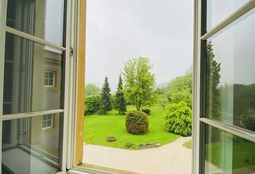 هتل Hôtel Château Schengen