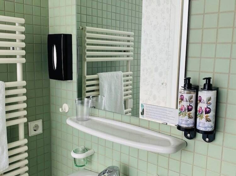 هتل Hôtel Château Schengen