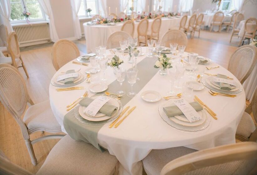 هتل Hôtel Château Schengen