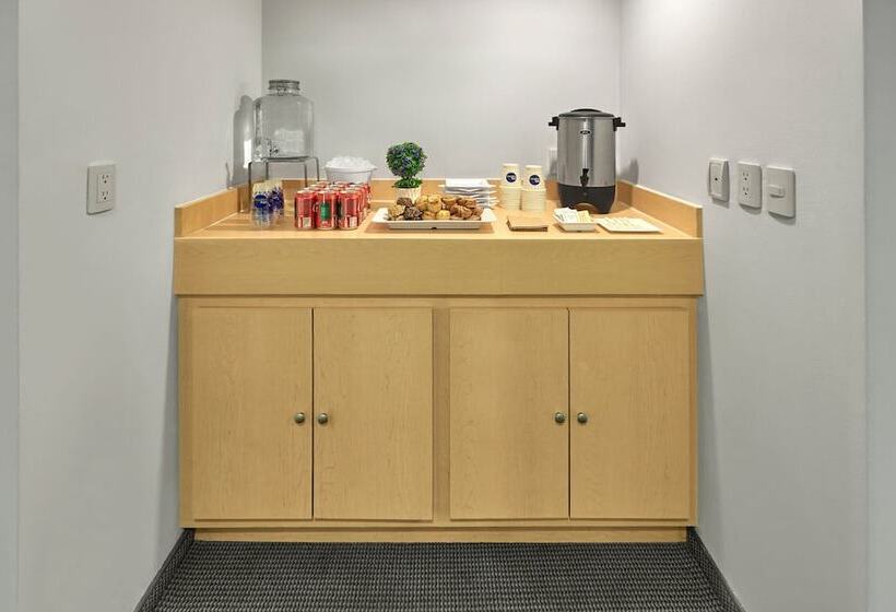 בית מלון כפרי City Express By Marriott Tula