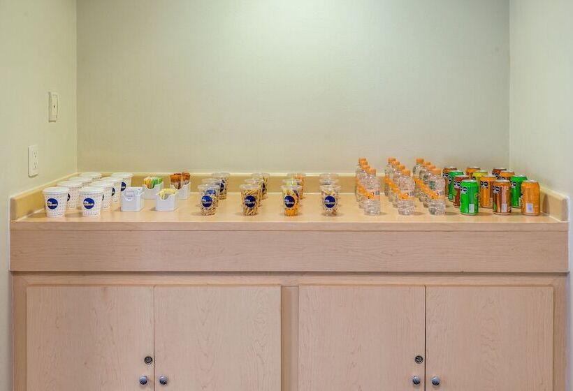 בית מלון כפרי City Express By Marriott Tula