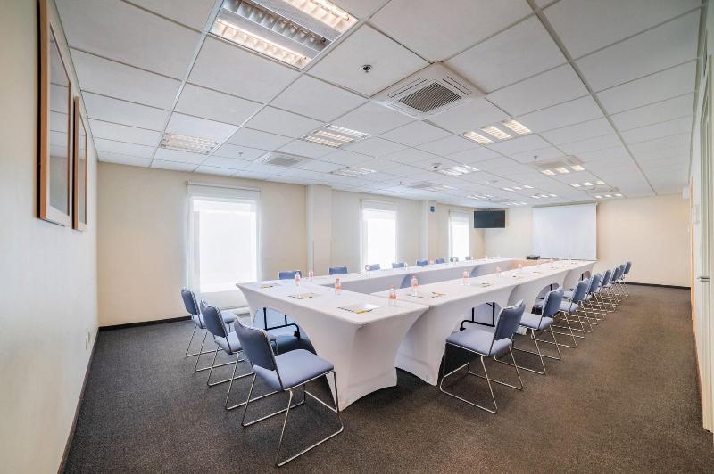 בית מלון כפרי City Express By Marriott Tula