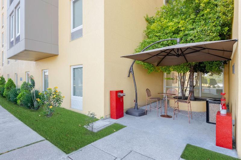 בית מלון כפרי City Express By Marriott Tula