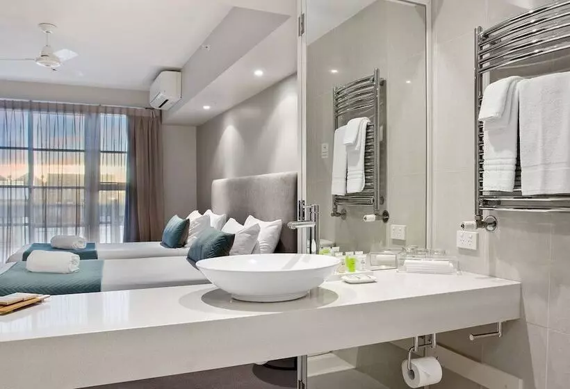 Deep Blue Hotel & Hot Springs