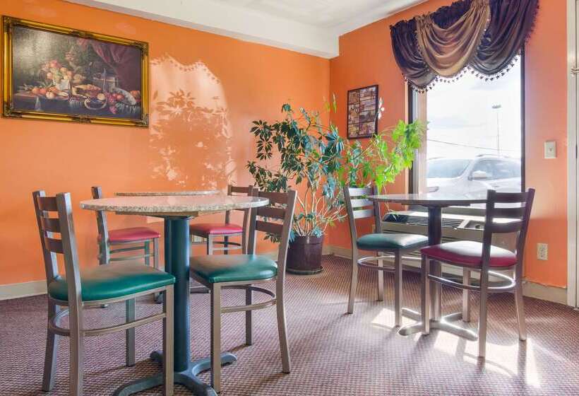 ホテル Econo Lodge Inn & Suites I 65