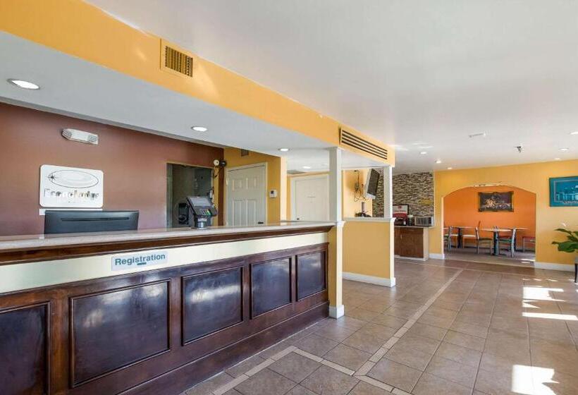 ホテル Econo Lodge Inn & Suites I 65