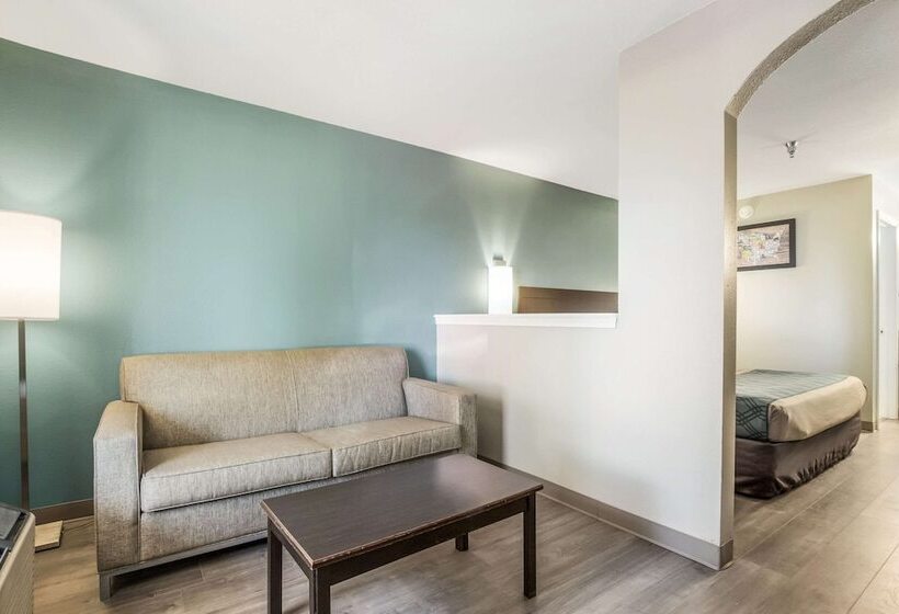 ホテル Econo Lodge Inn & Suites I 65