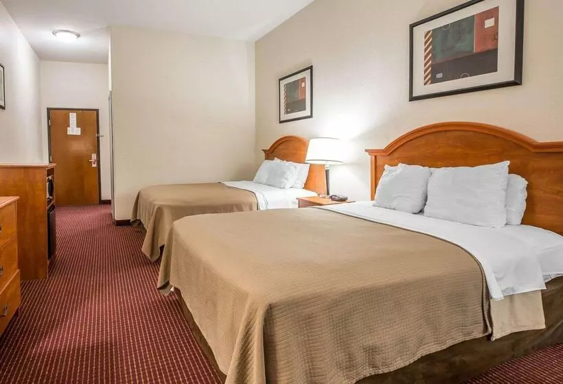 Отель Econo Lodge Inn & Suites Beaumont