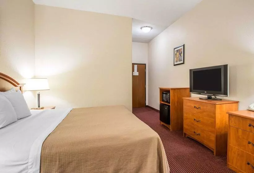 Отель Econo Lodge Inn & Suites Beaumont