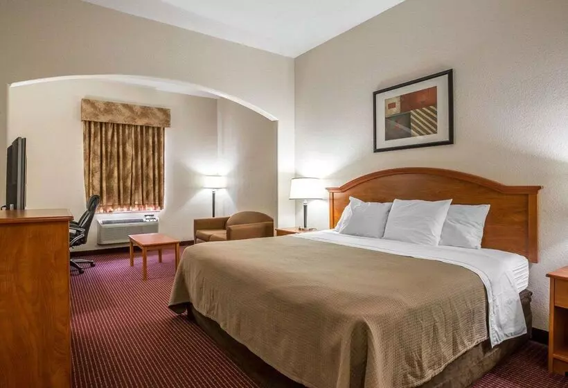 Отель Econo Lodge Inn & Suites Beaumont
