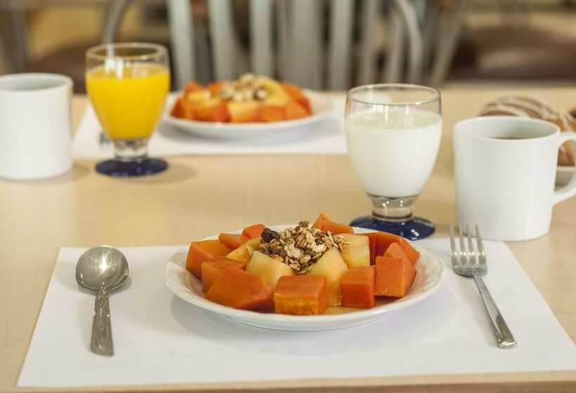 فندق Expo Abastos