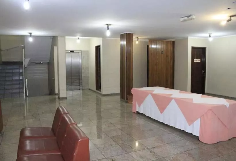 Hotel Fenicia Palace