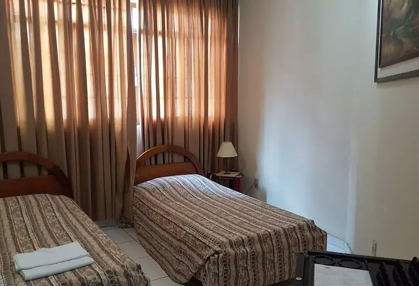 Hotel Fenicia Palace