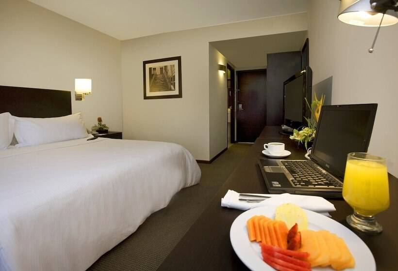 Otel Fiesta Inn Tepic