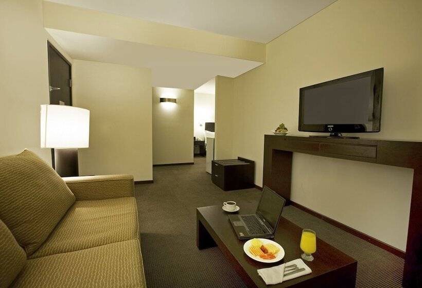 Otel Fiesta Inn Tepic