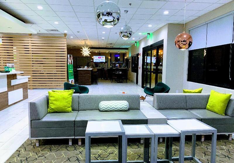 هتل Holiday Inn Brownsville, An Ihg