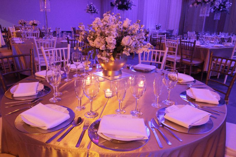 هتل Holiday Inn Express & Suites Irapuato