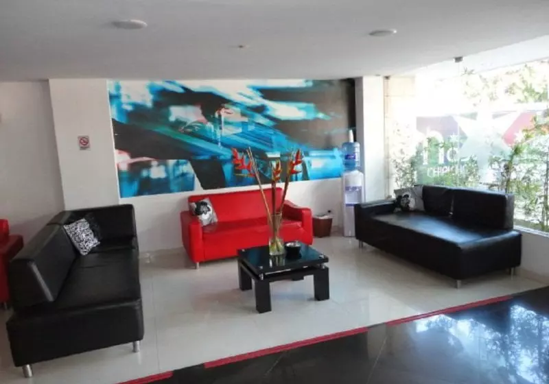 בית מלון כפרי Chipichape Suites