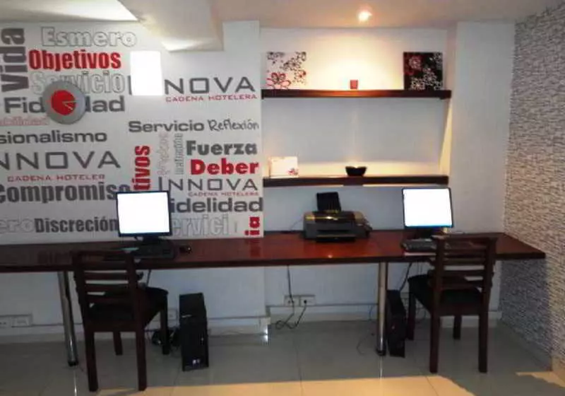 בית מלון כפרי Chipichape Suites