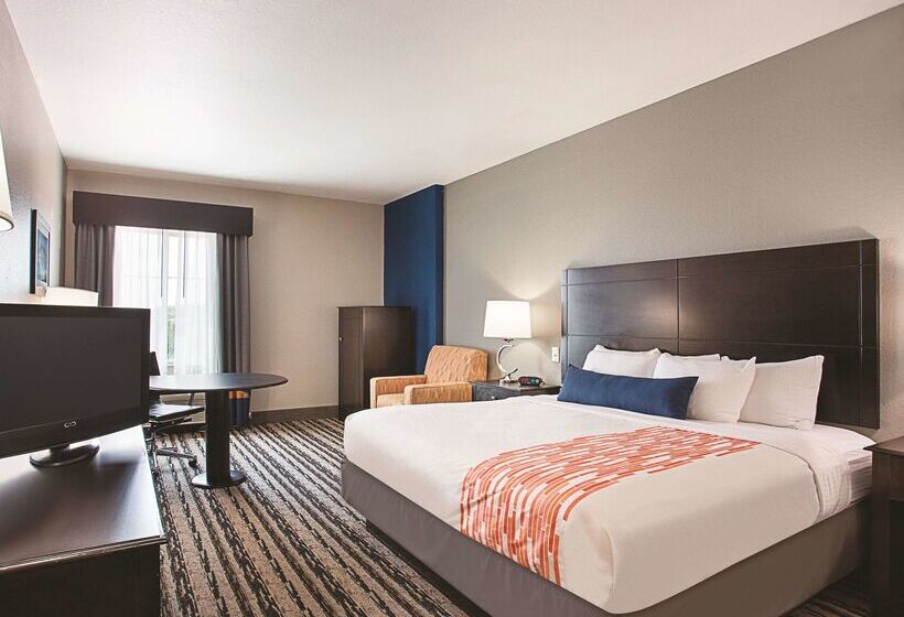 هتل La Quinta By Wyndham San Antonio Northwest