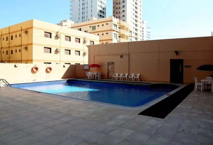 Monroe Hotel & Suites