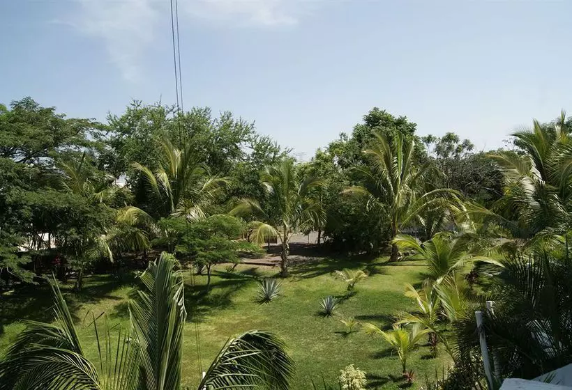 Hotel Montroi & Fitness