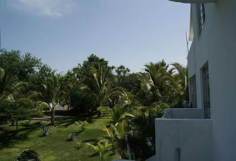 Hotel Montroi & Fitness