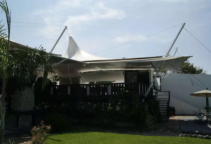 Hotel Montroi & Fitness