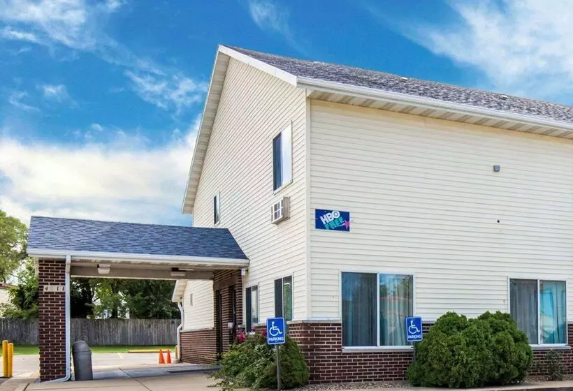 فندق Rodeway Inn