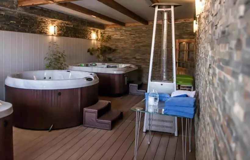 Отель Serena Suite