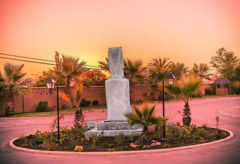 Отель Serena Suite