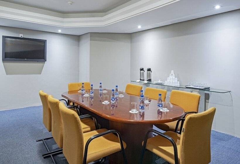 בית מלון כפרי Slaviero Baia Norte Florianopolis