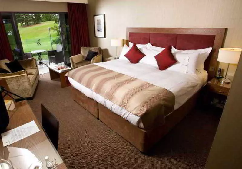 Hotel The Kingsclub & Spa