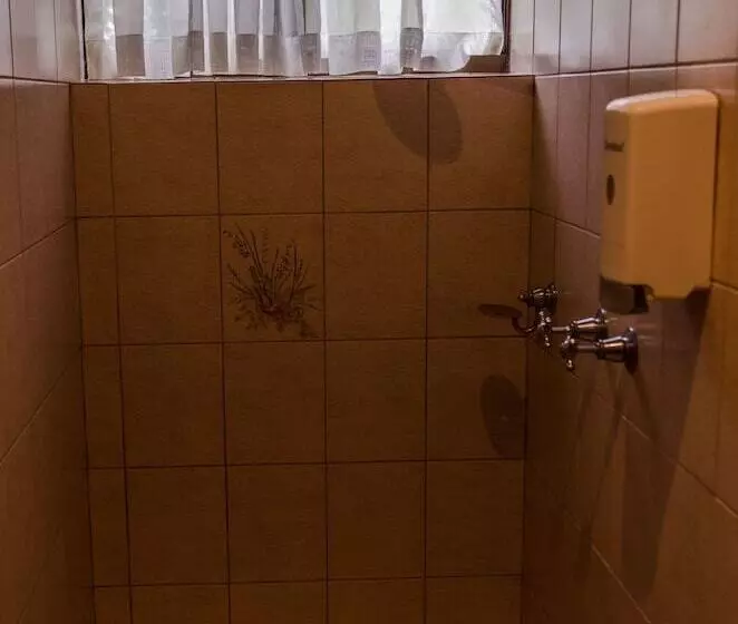 Mclaren Vale Motel & Apartments