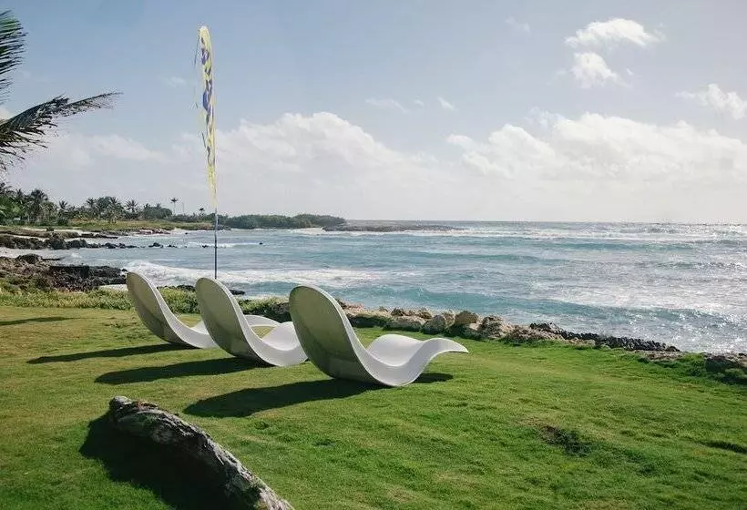 Ocean Spray Apartments